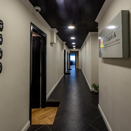 Triple A - Chic & Elegant By The Market - Free Parking! Athena Bagian luar foto